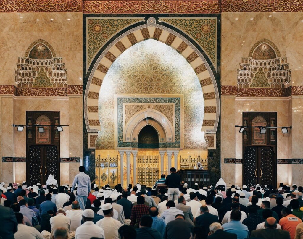 How to Find Muslim Events Near Me: A Complete Guide for 2026