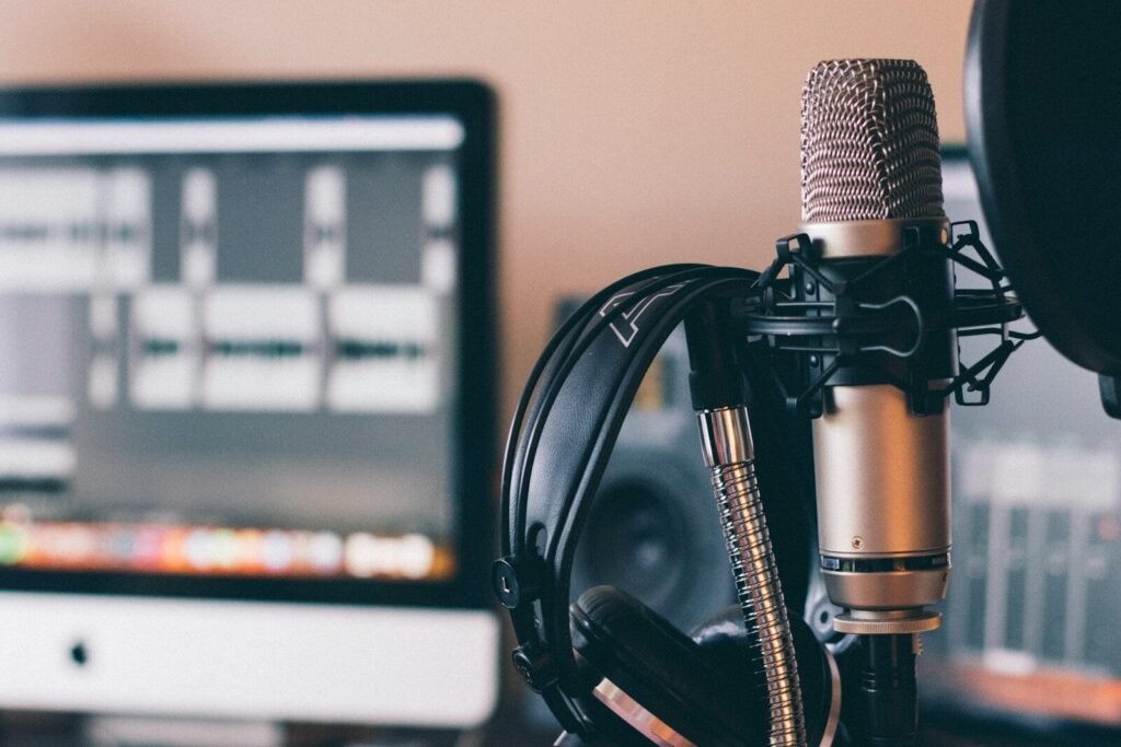 The Best Islamic Podcasts to Listen to in the Car in 2026